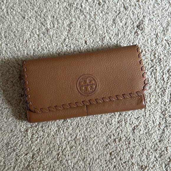 Tory Burch Handbags - Tory Burch Wallet - brown/tan